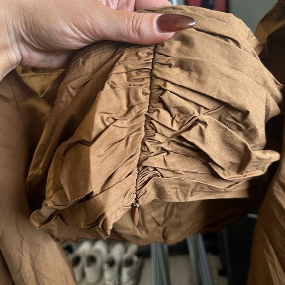 ZARA Brown Cropped Off Shoulders Puffed Sleeves - Picture 3 of 5